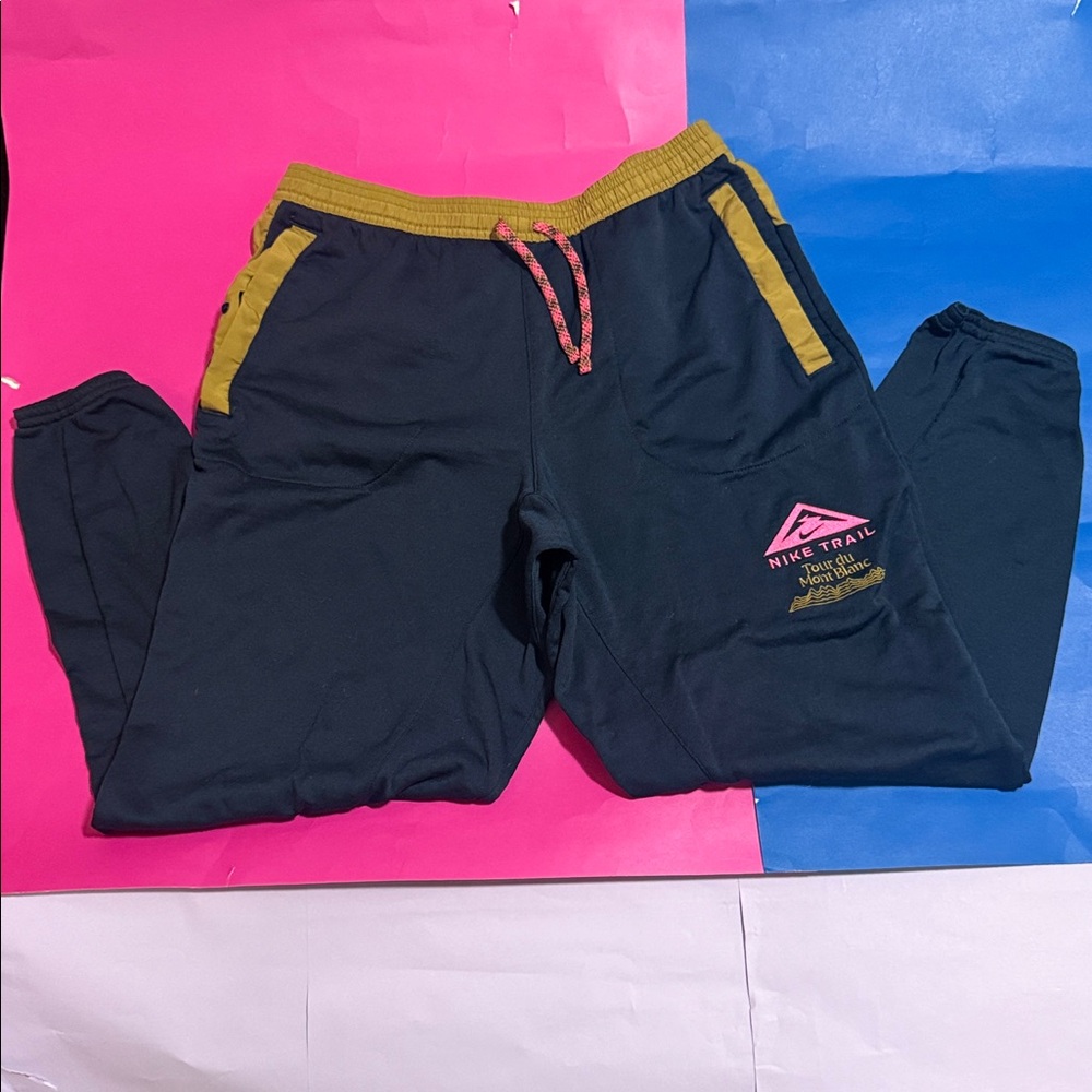 Nike Trail Tour du Mont Blanc Running Joggers Blue Olive Medium